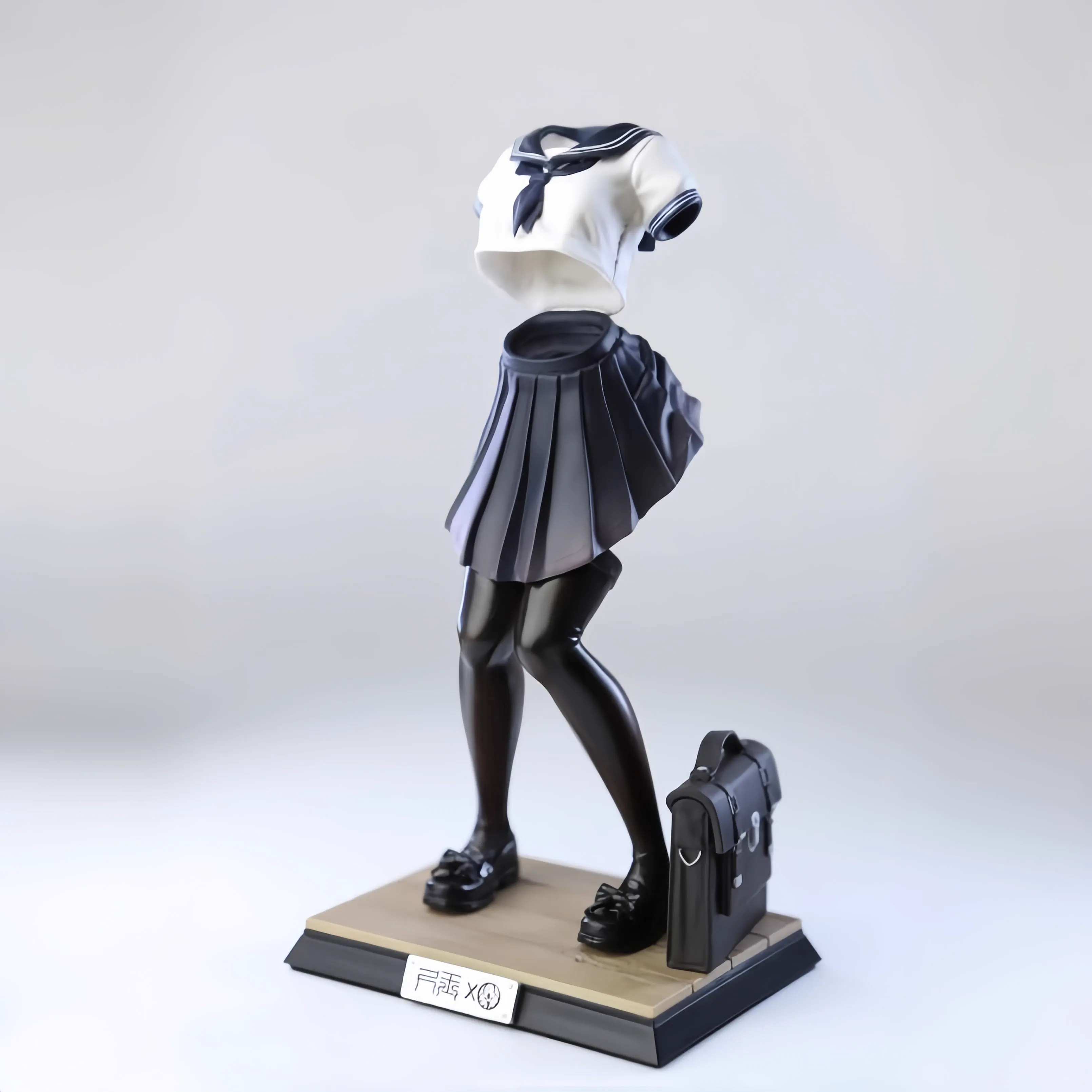 Japanese Snacks - Figurine GK Adorable de l'Empereur des